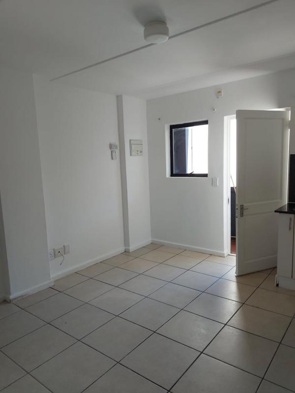 1 Bedroom Property for Sale in Kensington Western Cape